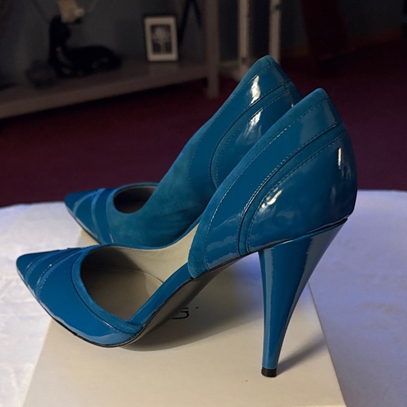 Calvin Klein Teal Women's Heels - Picture 3 of 5